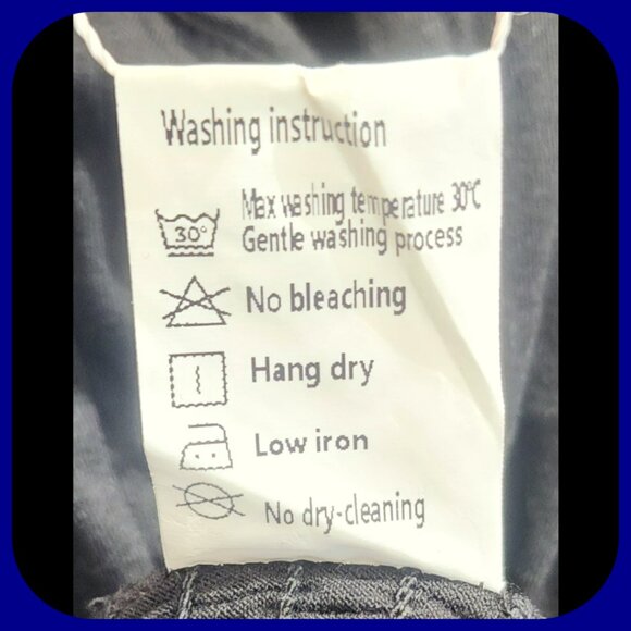 TANOU || Smocked Romper (SIZE L) - Picture 8 of 8